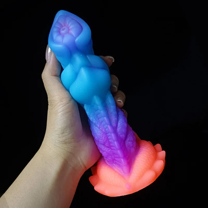 Lindwurm's Spine | Luminous Dildo
